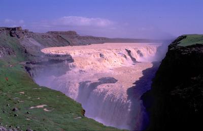 [Cataracta Aurea, in Īslandiā]