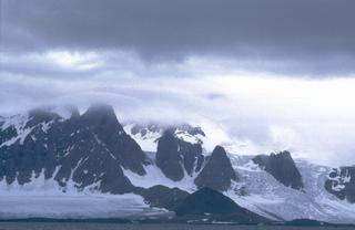 [fretum Terrae Anteriōris]